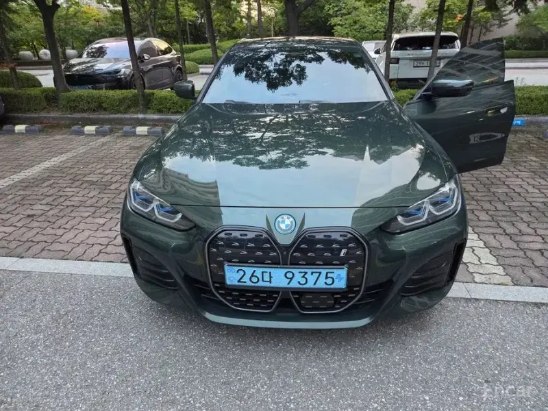 2022 BMW i4 с пробегом 71 539 км