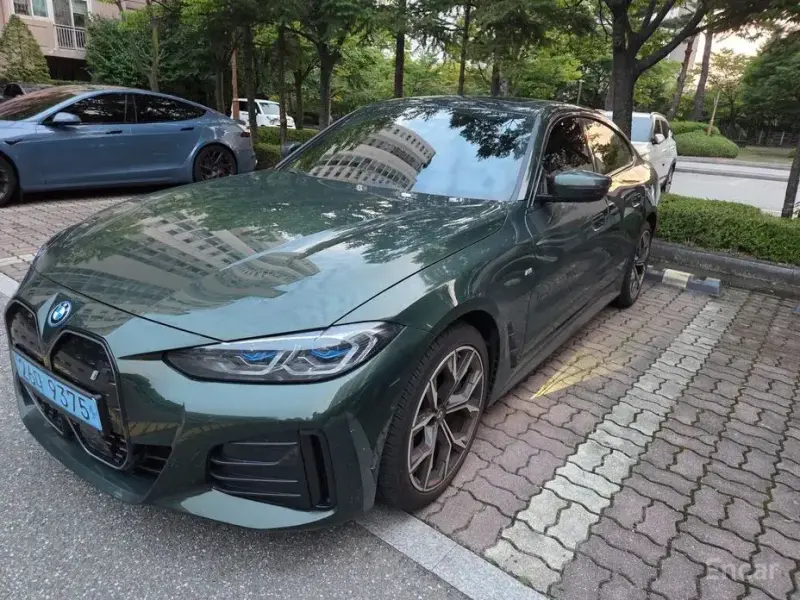 2022 BMW i4 с пробегом 71 539 км