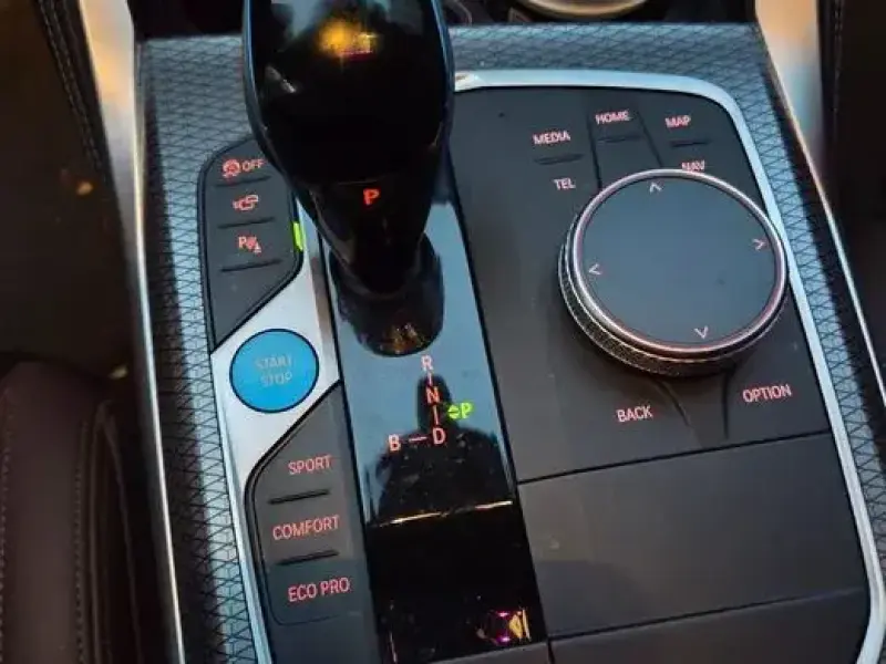 2022 BMW i4 с пробегом 71 539 км
