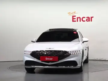 2023 Genesis G90 с пробегом 57 846 км