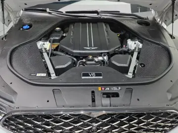 2023 Genesis G90 с пробегом 57 846 км