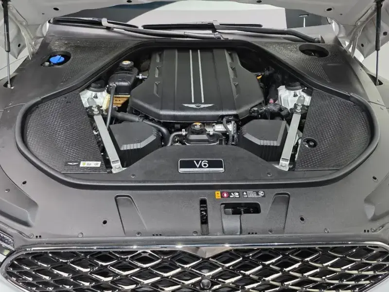 2023 Genesis G90 с пробегом 57 846 км