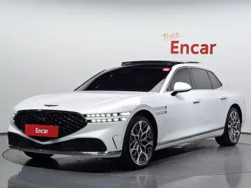 2023 Genesis G90 с пробегом 55 231 км