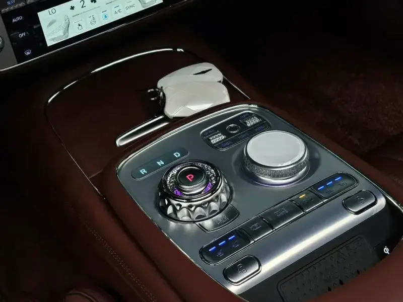 2023 Genesis G90 с пробегом 55 231 км