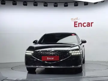 2023 Genesis G90 с пробегом 58 216 км