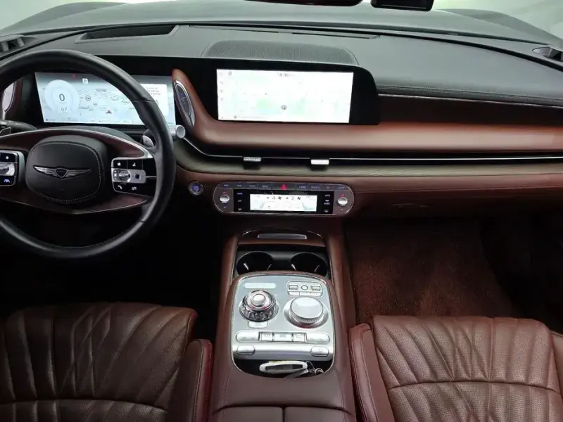 2023 Genesis G90 с пробегом 58 216 км