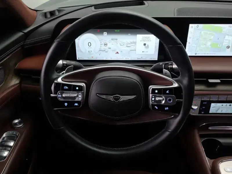 2023 Genesis G90 с пробегом 58 216 км
