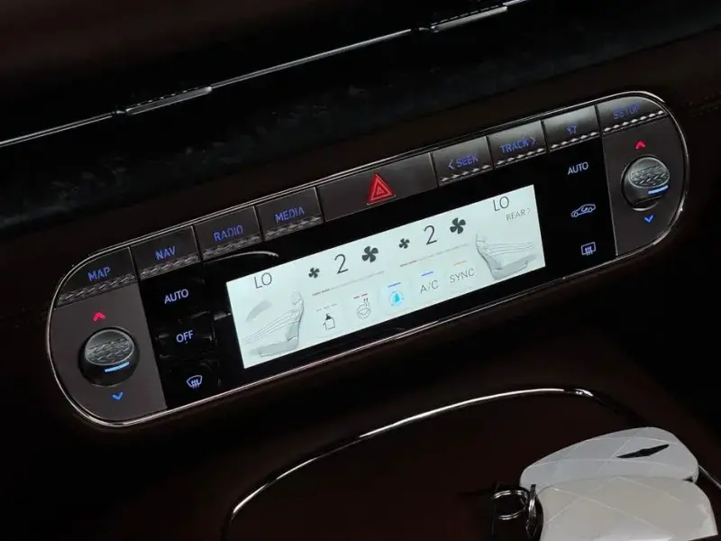 2023 Genesis G90 с пробегом 55 231 км