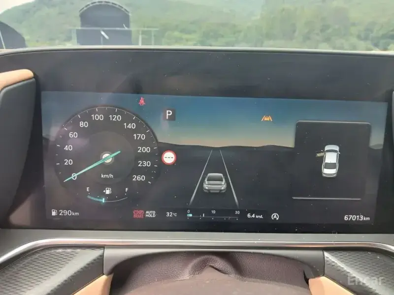 2023 Genesis G90 с пробегом 67 100 км