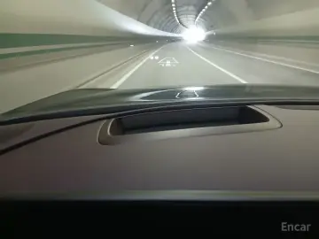 2023 Genesis G90 с пробегом 67 100 км
