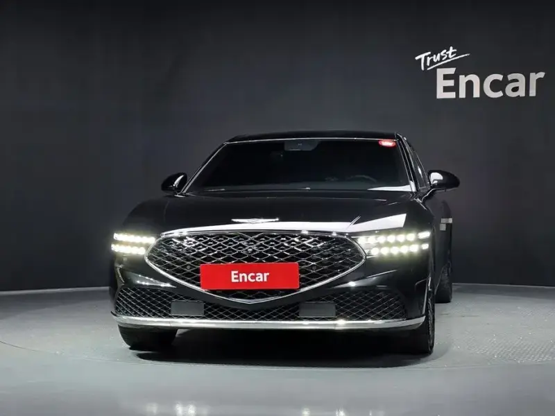 2023 Genesis G90 с пробегом 95 561 км