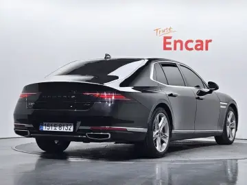 2023 Genesis G90 с пробегом 51 550 км