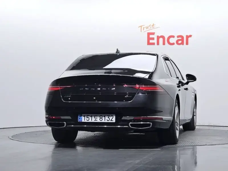 2023 Genesis G90 с пробегом 51 550 км