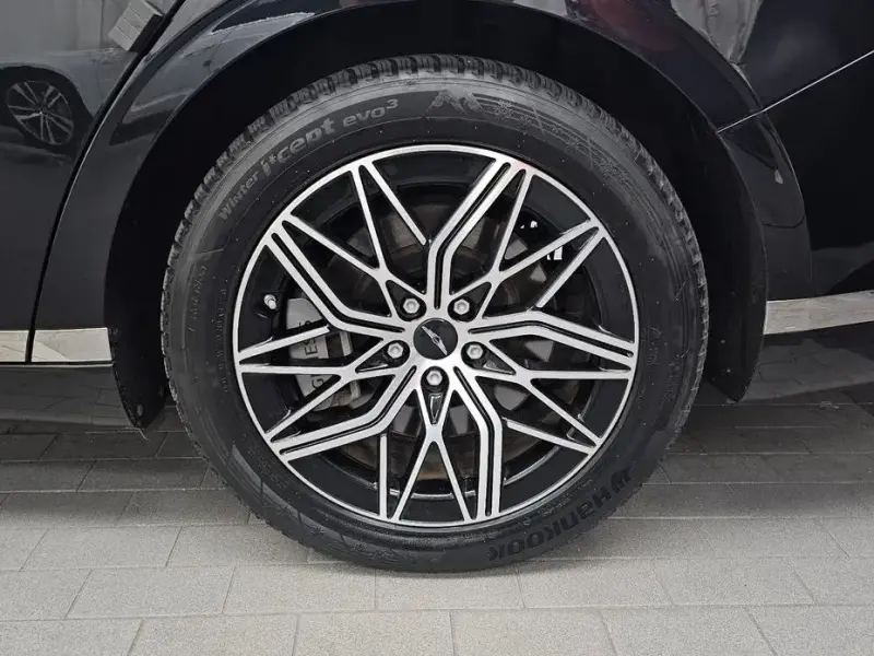 2023 Genesis G90 с пробегом 95 561 км