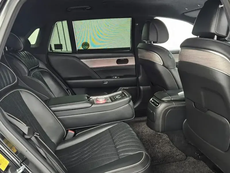 2023 Genesis G90 с пробегом 51 550 км