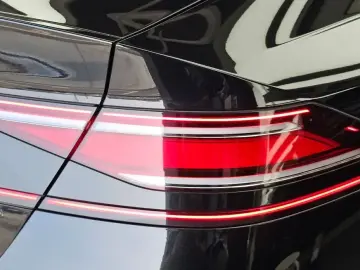 2023 Genesis G90 с пробегом 95 561 км