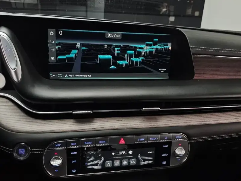 2023 Genesis G90 с пробегом 51 550 км