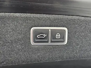 2023 Genesis G90 с пробегом 51 550 км