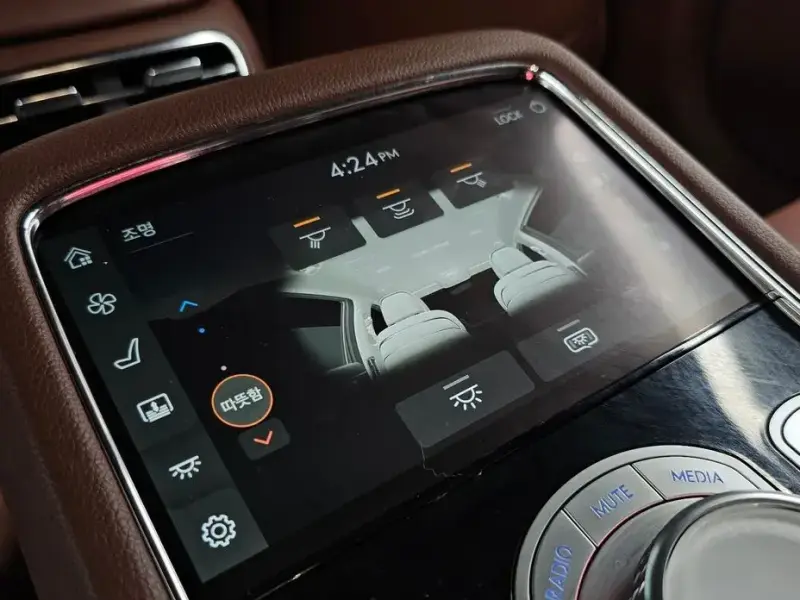 2023 Genesis G90 с пробегом 95 561 км