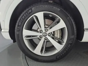 2023 Genesis GV80 с пробегом 23 938 км