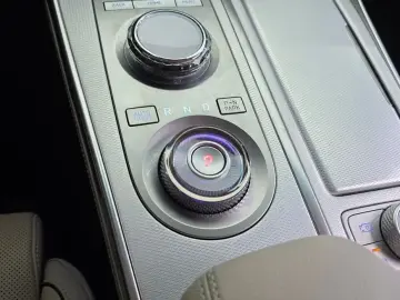 2023 Genesis GV80 с пробегом 23 938 км
