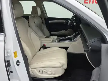 2023 Genesis GV80 с пробегом 23 938 км