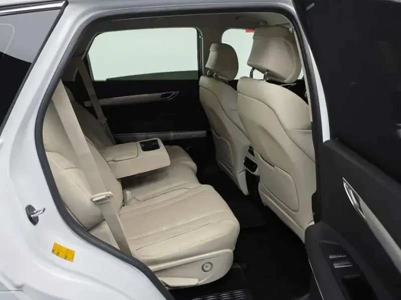 2023 Genesis GV80 с пробегом 23 938 км