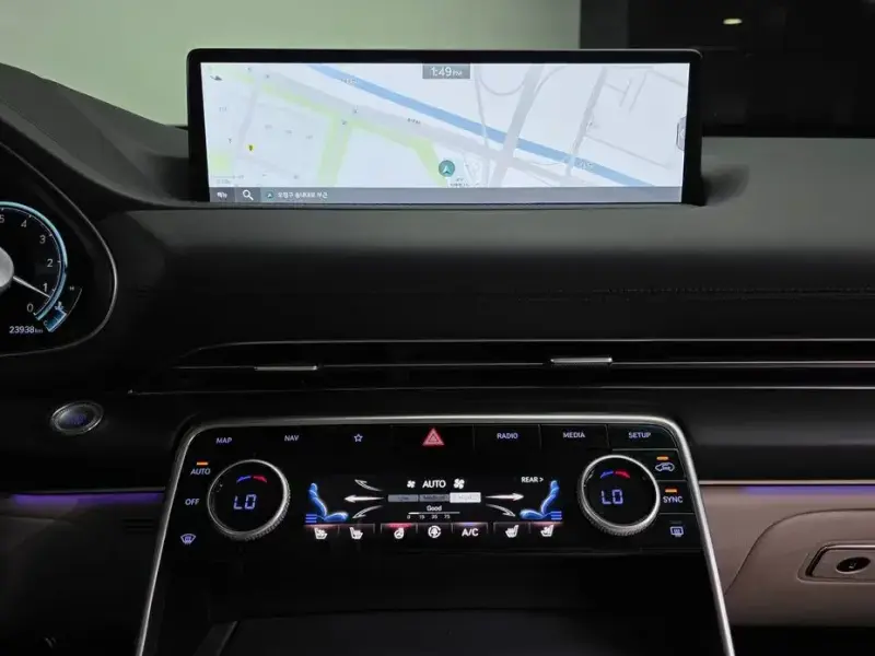 2023 Genesis GV80 с пробегом 23 938 км