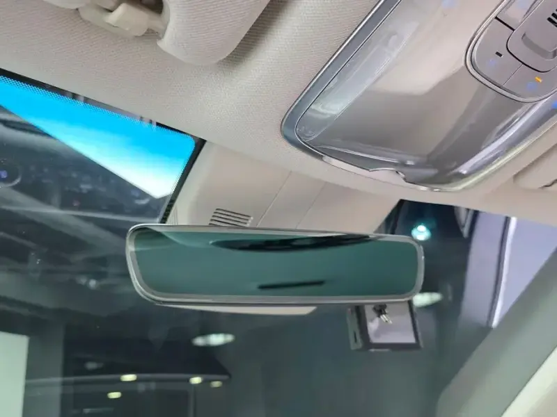 2023 Genesis GV80 с пробегом 23 938 км