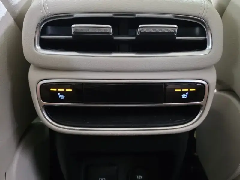2023 Genesis GV80 с пробегом 23 938 км