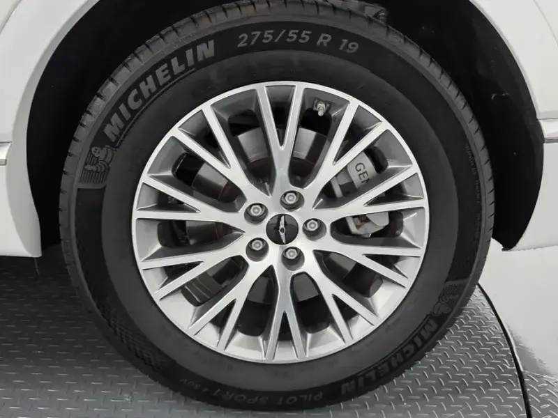 2023 Genesis GV80 с пробегом 53 556 км