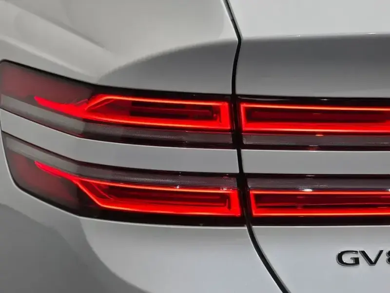 2023 Genesis GV80 с пробегом 53 556 км