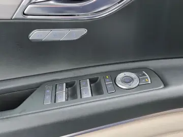 2023 Genesis GV80 с пробегом 53 556 км