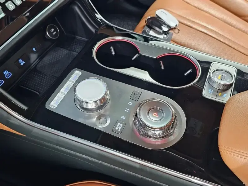 2023 Genesis GV80 с пробегом 48 422 км