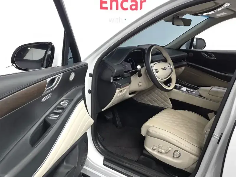 2023 Genesis GV80 с пробегом 53 848 км