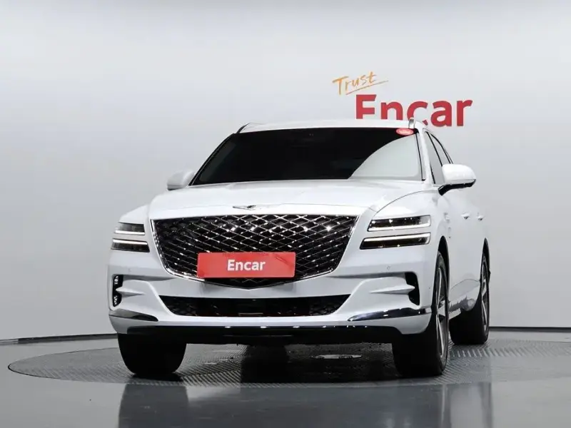 2023 Genesis GV80 с пробегом 72 563 км