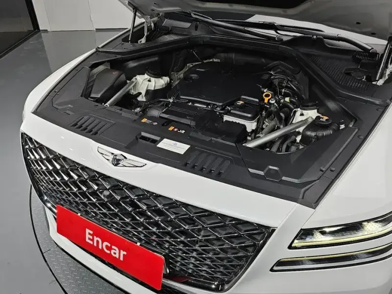 2023 Genesis GV80 с пробегом 72 563 км