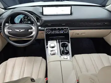 2023 Genesis GV80 с пробегом 72 563 км