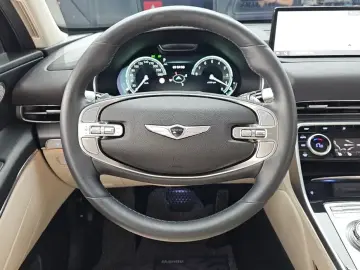 2023 Genesis GV80 с пробегом 72 563 км