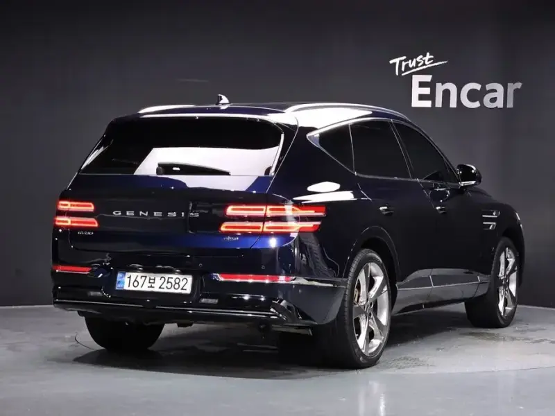 2023 Genesis GV80 с пробегом 90 557 км