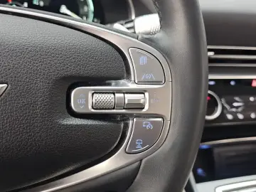 2023 Genesis GV80 с пробегом 72 563 км