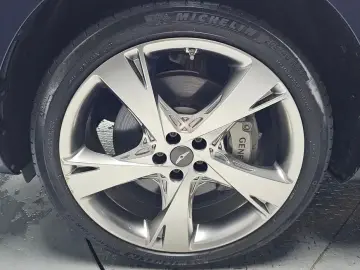 2023 Genesis GV80 с пробегом 90 557 км