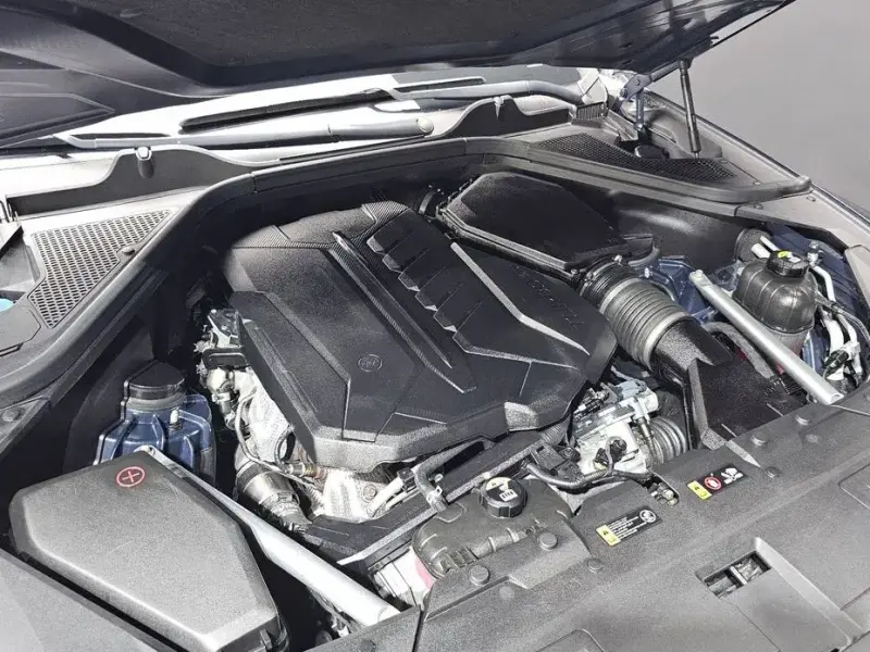 2023 Genesis GV80 с пробегом 90 557 км