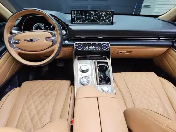 2023 Genesis GV80 с пробегом 90 557 км