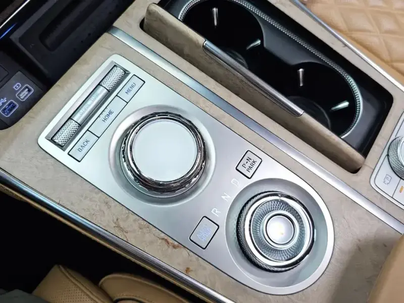 2023 Genesis GV80 с пробегом 90 557 км