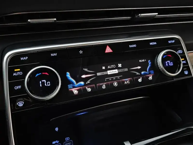 2023 Genesis GV80 с пробегом 72 563 км