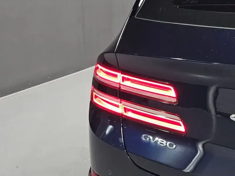 2023 Genesis GV80 с пробегом 90 557 км