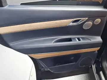 2023 Genesis GV80 с пробегом 90 557 км