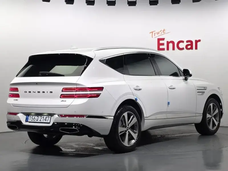 2023 Genesis GV80 с пробегом 44 136 км