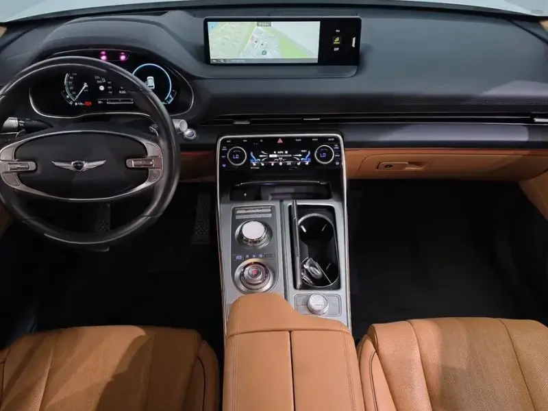 2023 Genesis GV80 с пробегом 44 136 км